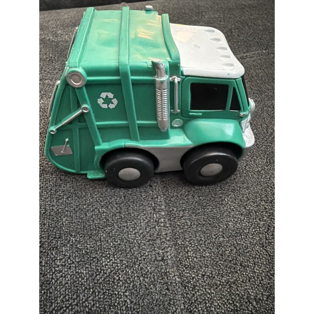 Kid Galaxy (USA) Plastic Rear Load Garbage (Waste/Trash/Refuse) Truck